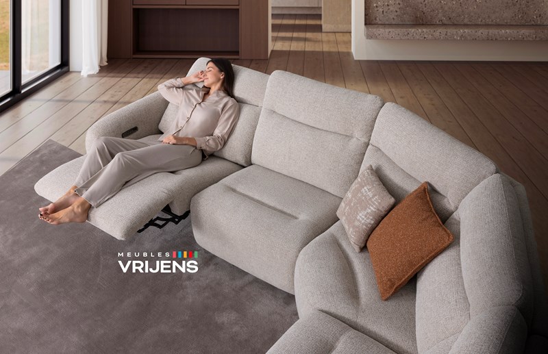 SALON D'ANGLE ALICIA MEUBLES VRIJENS LOGO 2